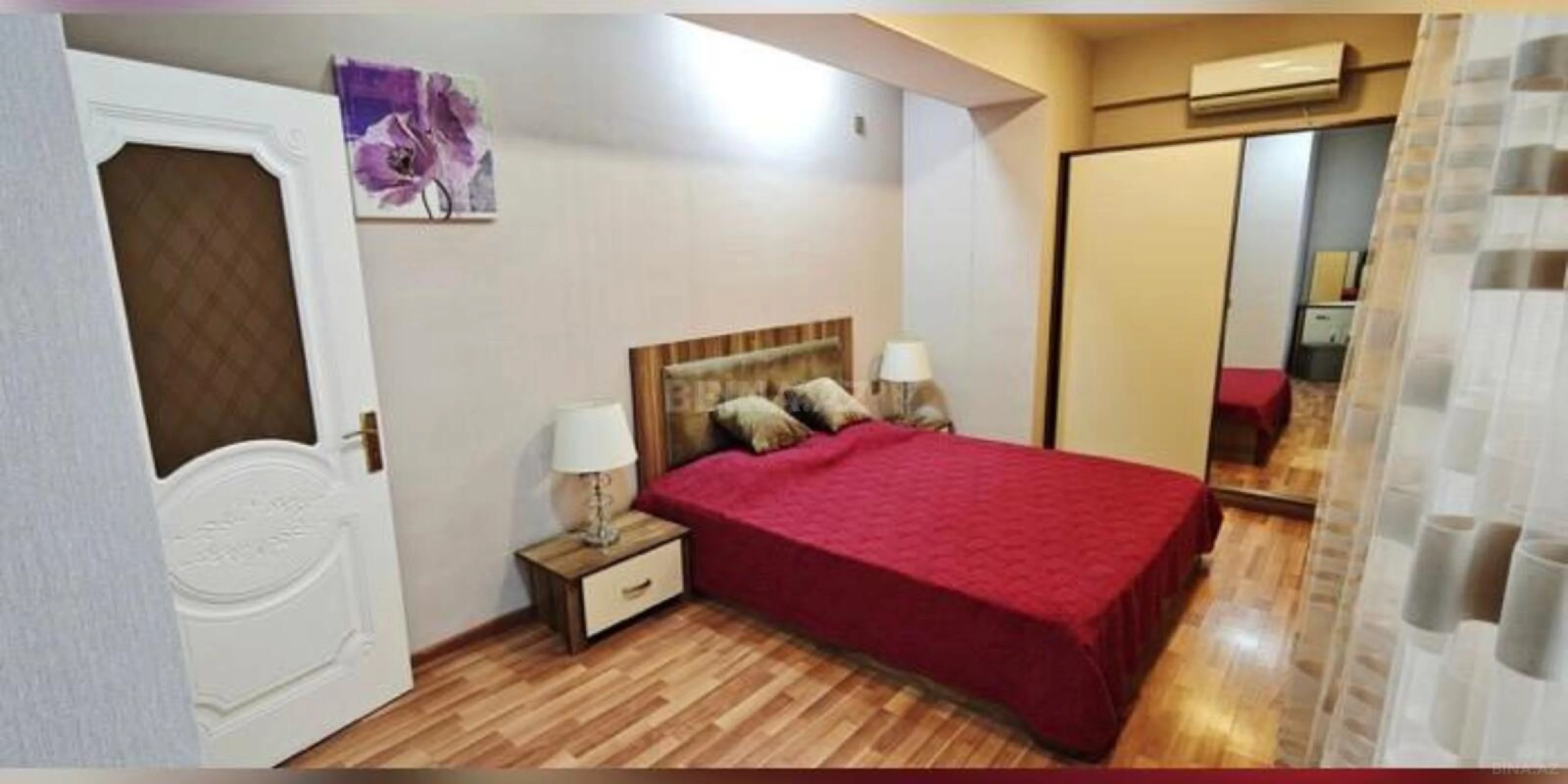 Satılır 3 otaqlı mənzil 113 m²