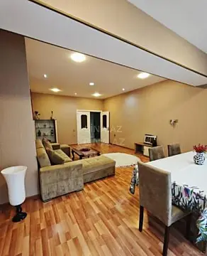 Satılır 3 otaqlı mənzil 113 m²