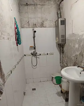 Satılır 2 otaqlı mənzil 70 m²