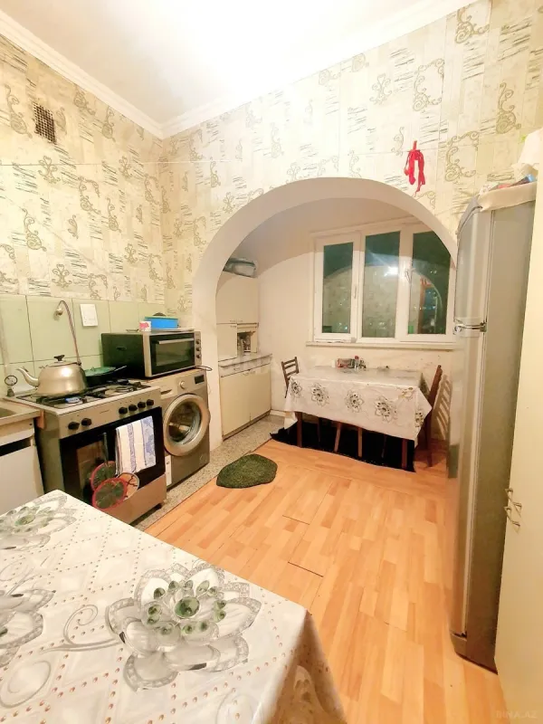 Satılır 2 otaqlı mənzil 70 m²