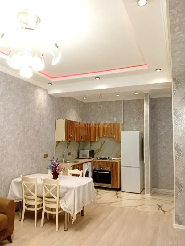 Kirayə verilir 2 otaqlı mənzil 64 m²