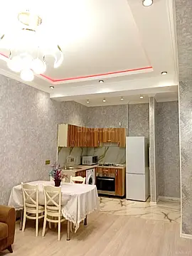 Kirayə verilir 2 otaqlı mənzil 64 m²