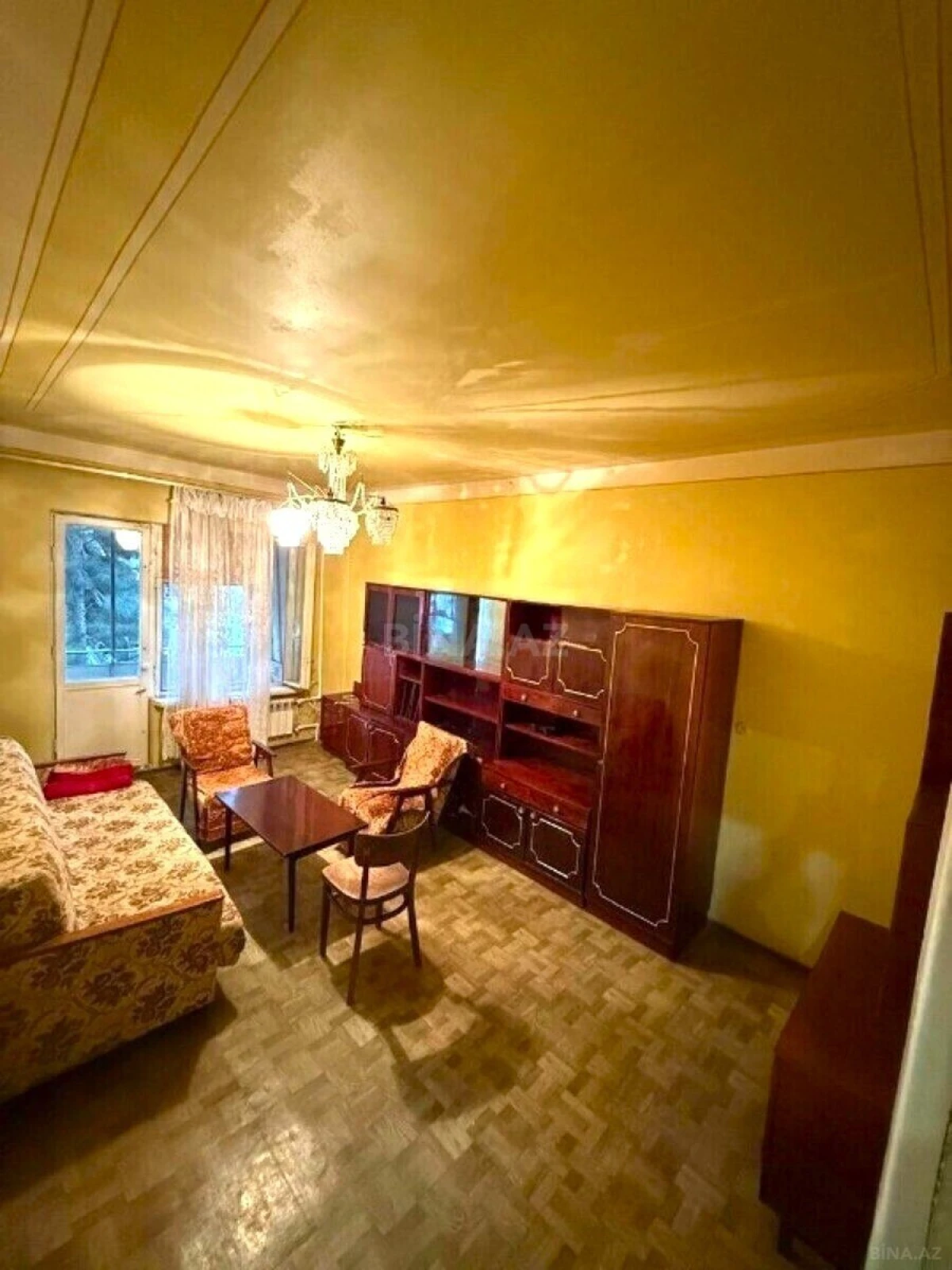 Satılır 4 otaqlı mənzil 110 m²