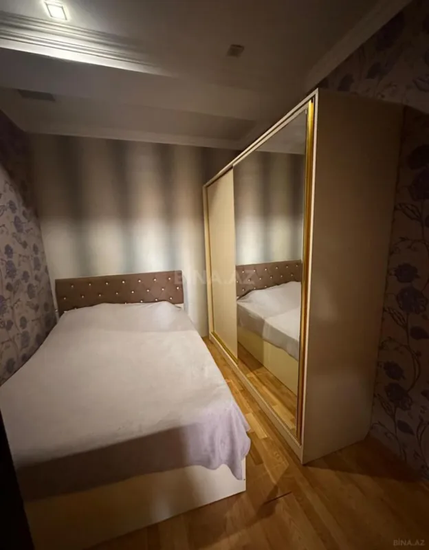 Satılır 3 otaqlı mənzil 75 m²