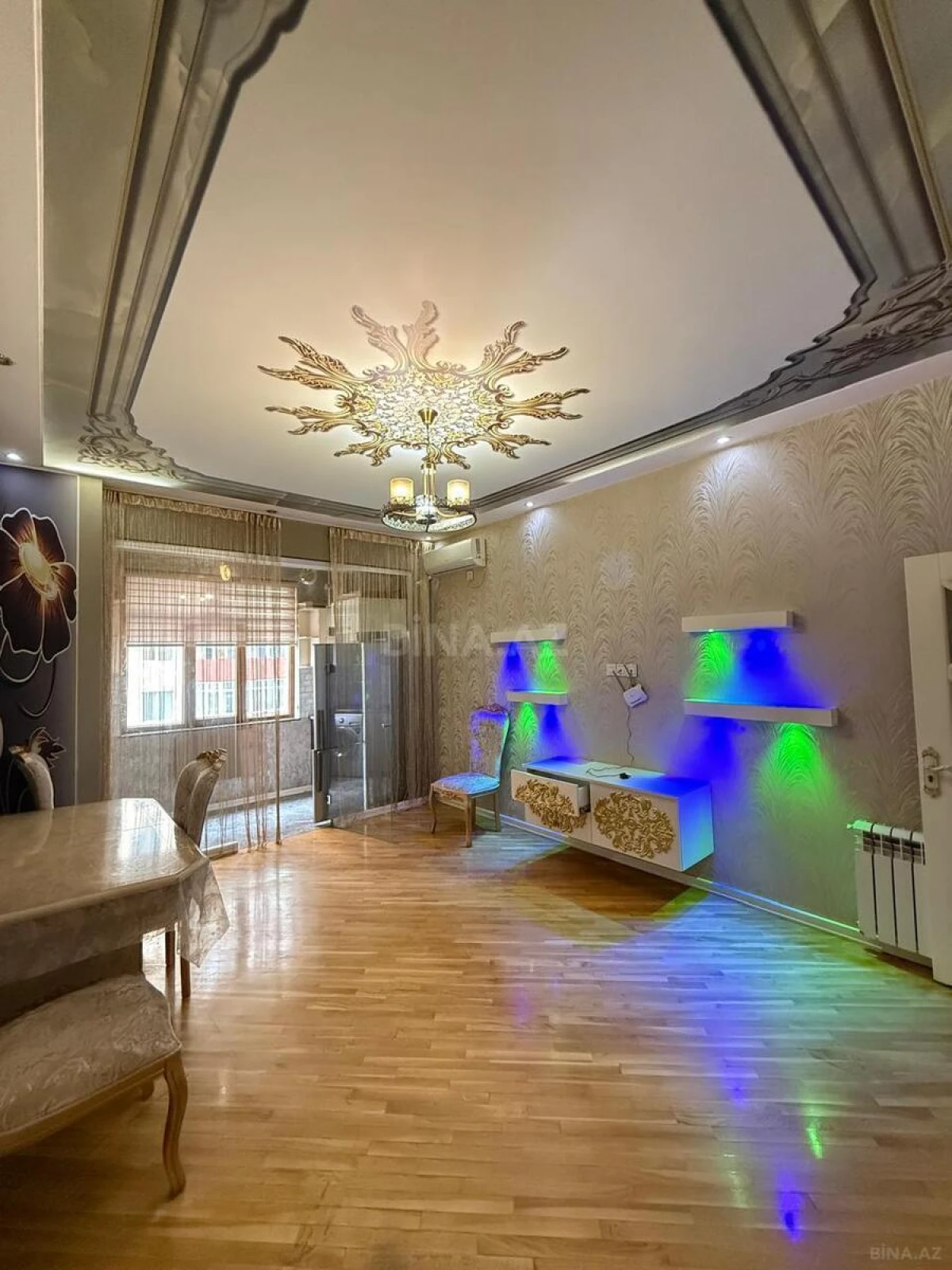 Kirayə verilir 2 otaqlı mənzil 60 m²