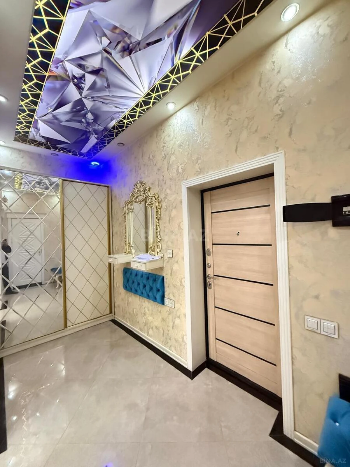 Kirayə verilir 2 otaqlı mənzil 60 m²