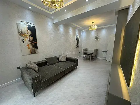 Kirayə verilir 2 otaqlı mənzil 68 m²