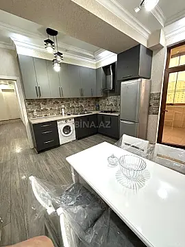 Kirayə verilir 3 otaqlı mənzil 130 m²