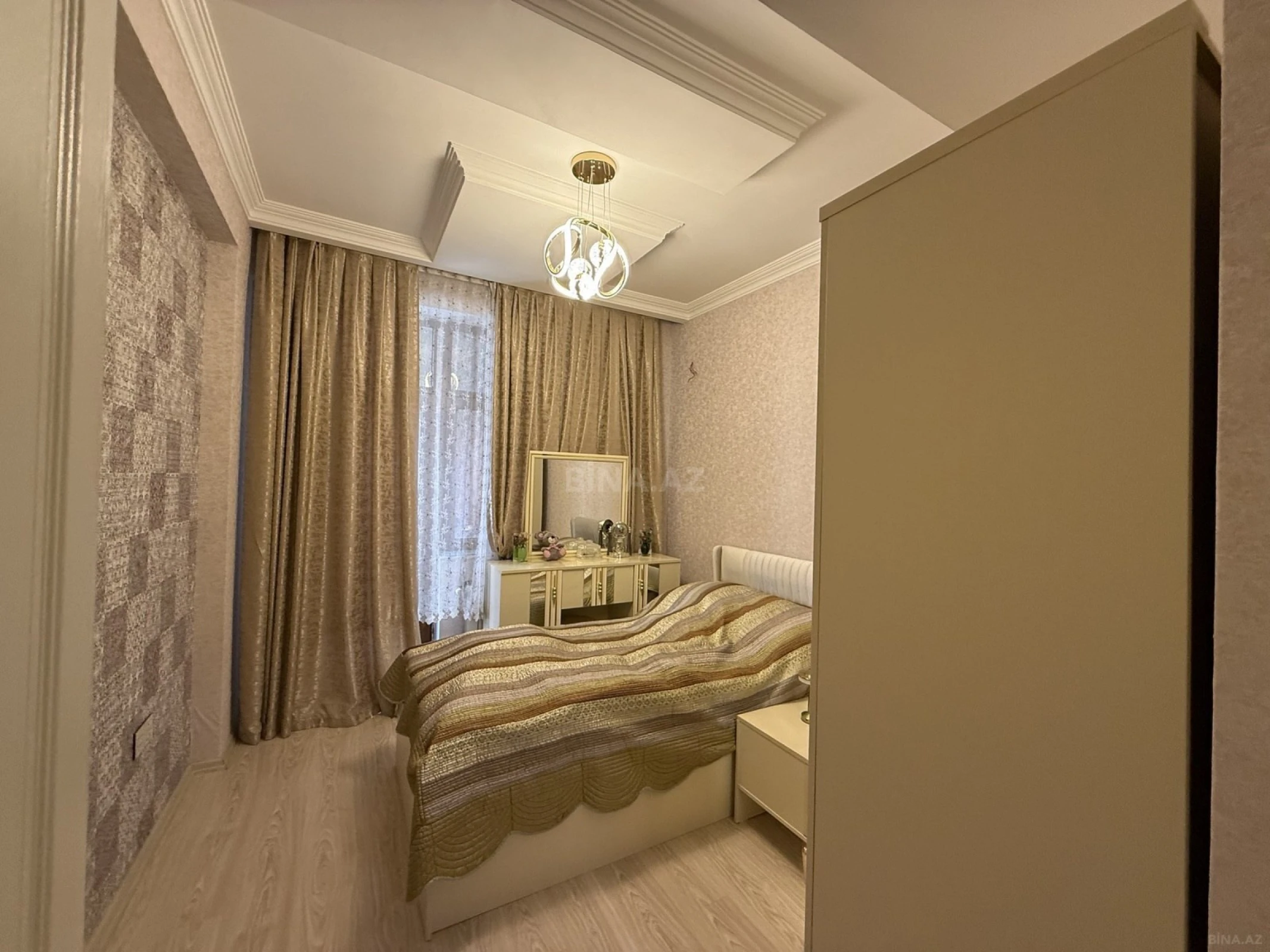 Satılır 2 otaqlı mənzil 60 m²