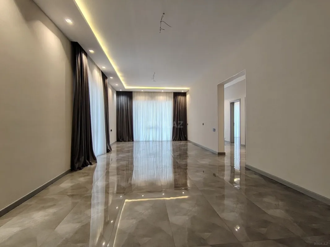 Satılır 4 otaqlı həyət evi 200 m²
