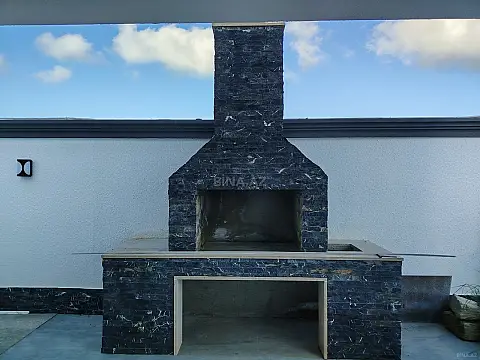 Satılır 4 otaqlı həyət evi 200 m²