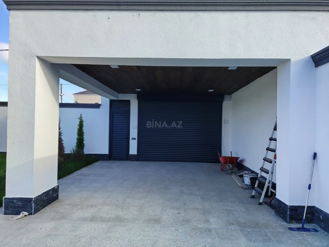 Satılır 4 otaqlı həyət evi 200 m²