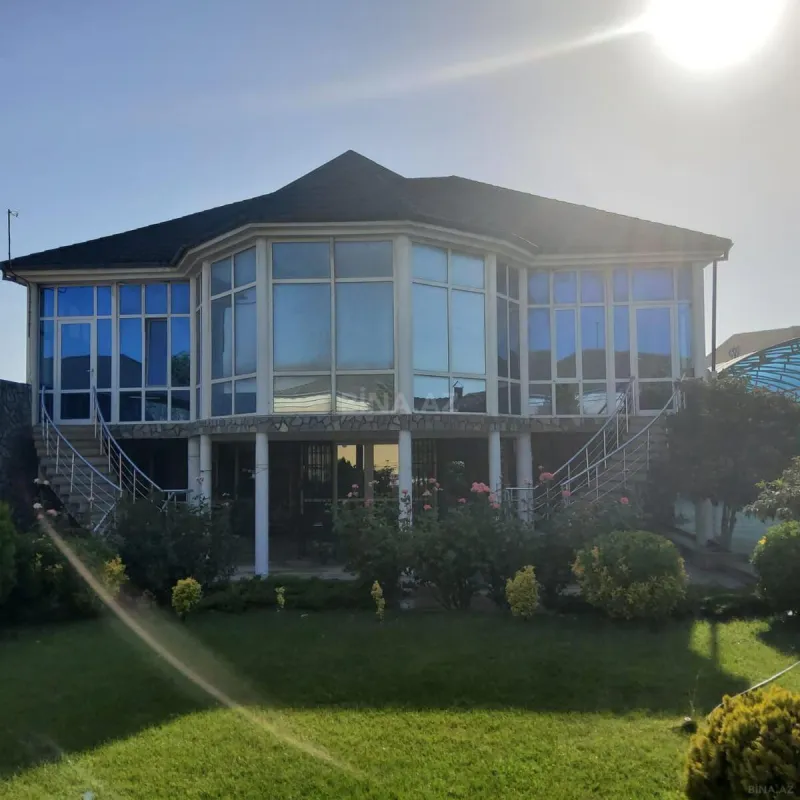Kirayə verilir 6 otaqlı həyət evi 350 m²