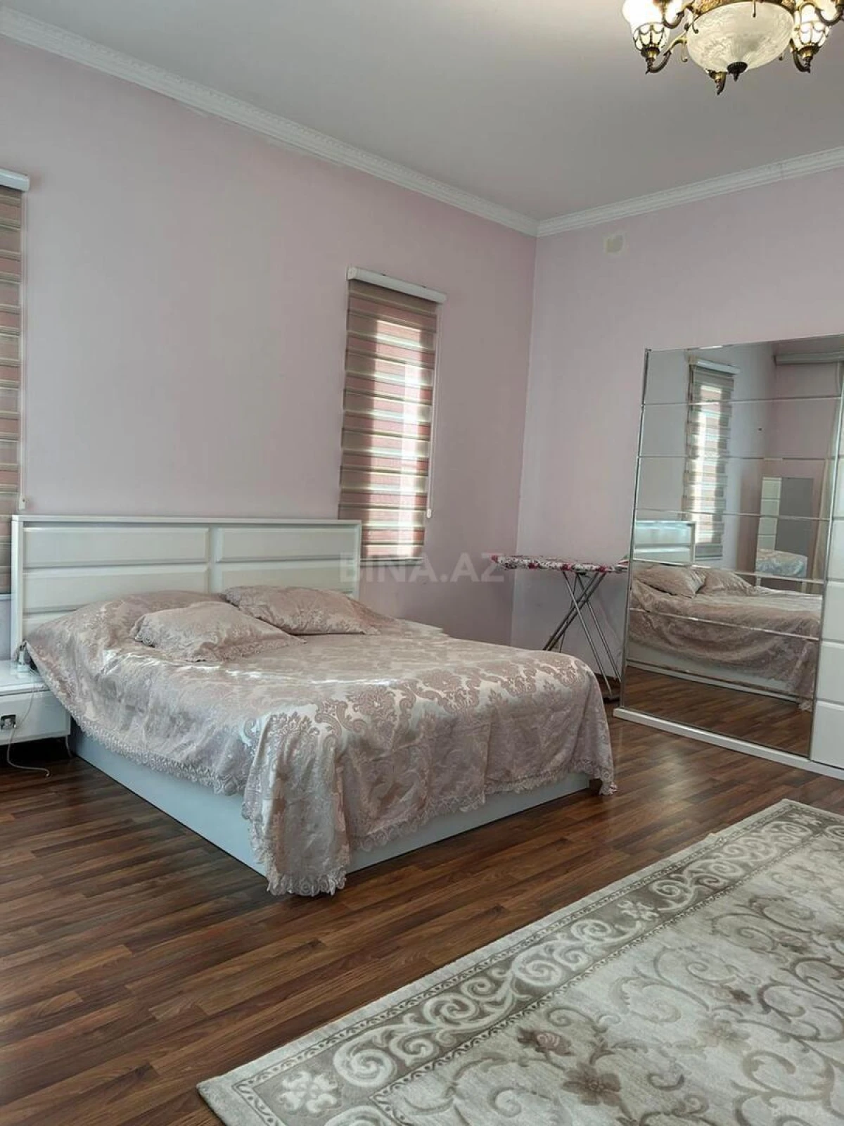 Kirayə verilir 6 otaqlı həyət evi 350 m²
