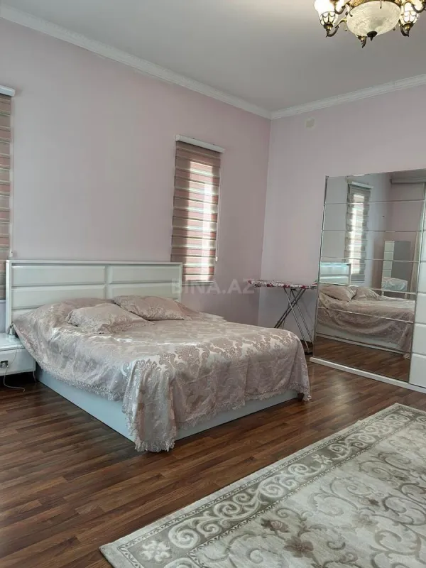 Kirayə verilir 6 otaqlı həyət evi 350 m²