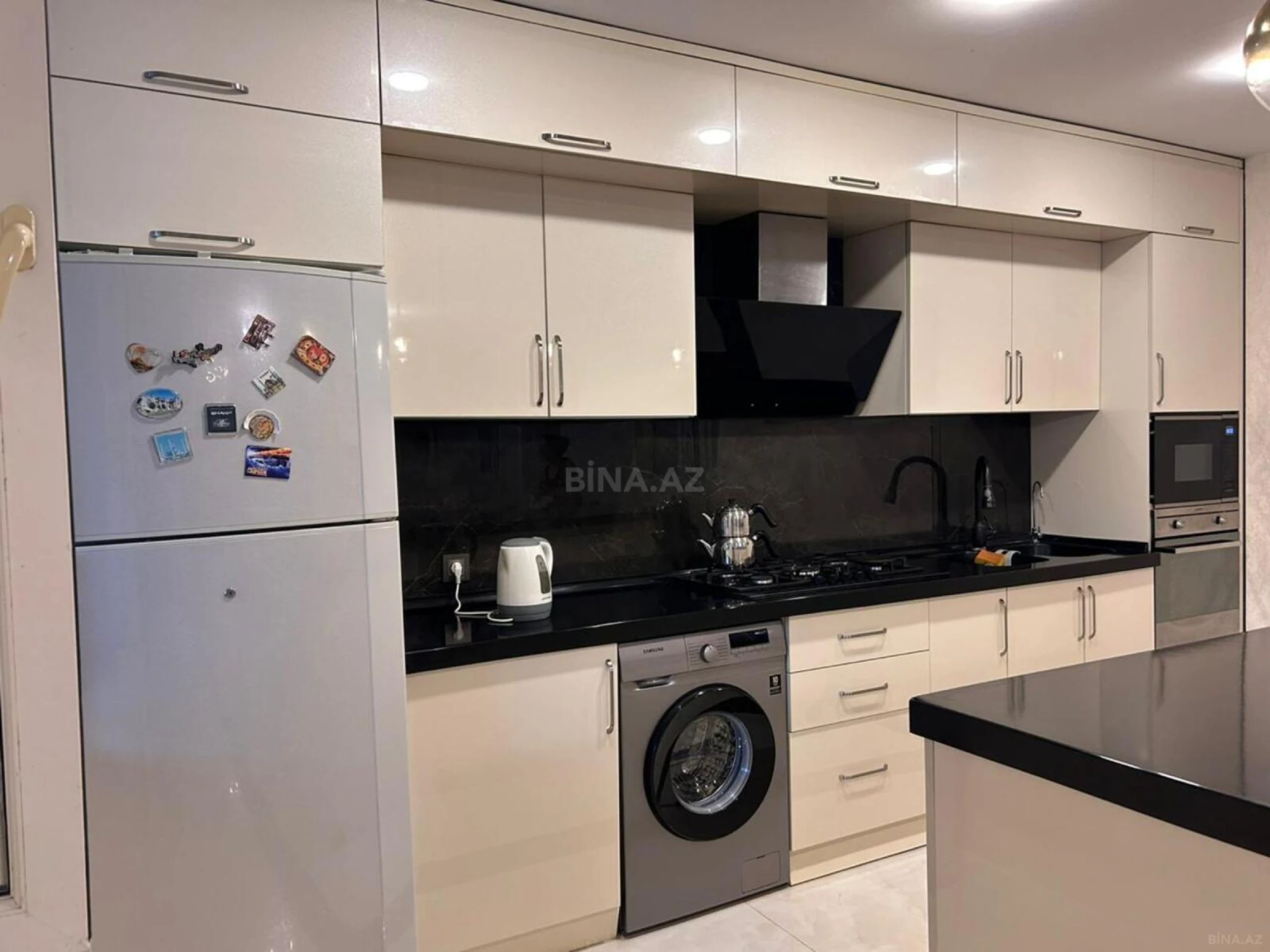 Kirayə verilir 6 otaqlı həyət evi 350 m²