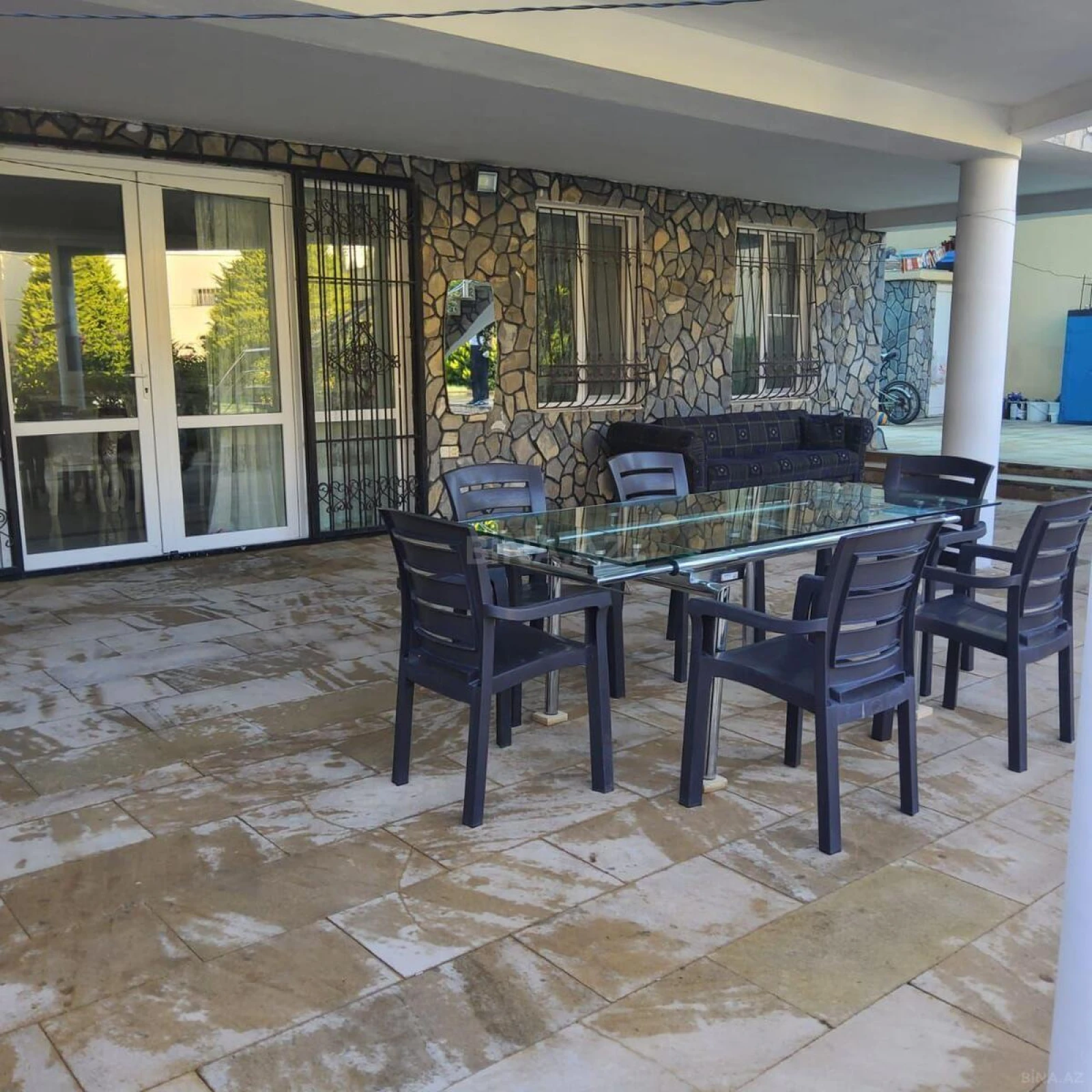 Kirayə verilir 6 otaqlı həyət evi 350 m²