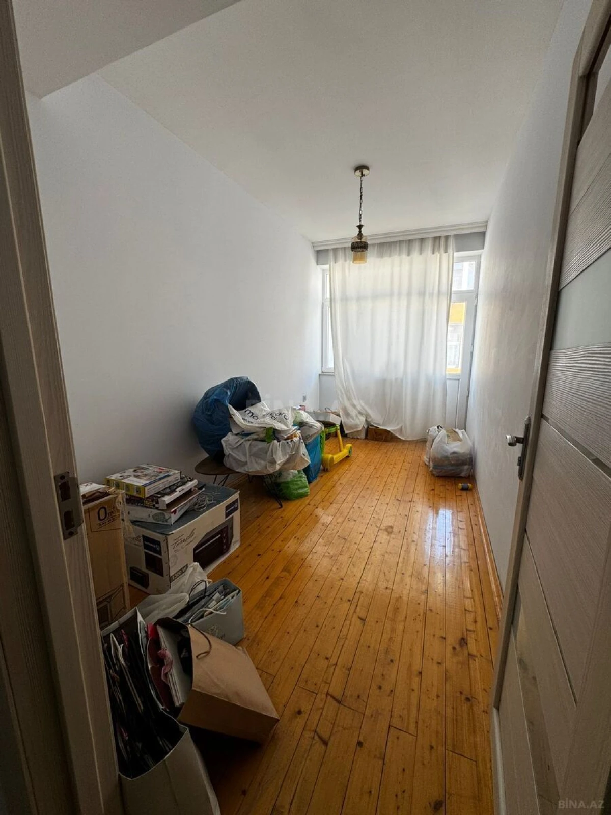 Satılır 3 otaqlı mənzil 114 m²