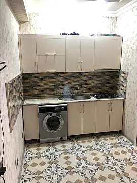 Kirayə verilir 2 otaqlı mənzil 55 m²