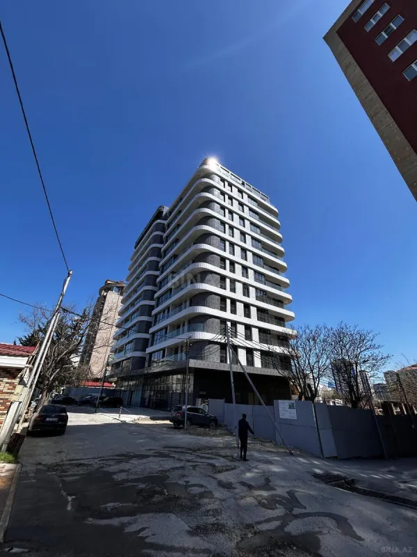 Satılır 2 otaqlı mənzil 56 m²