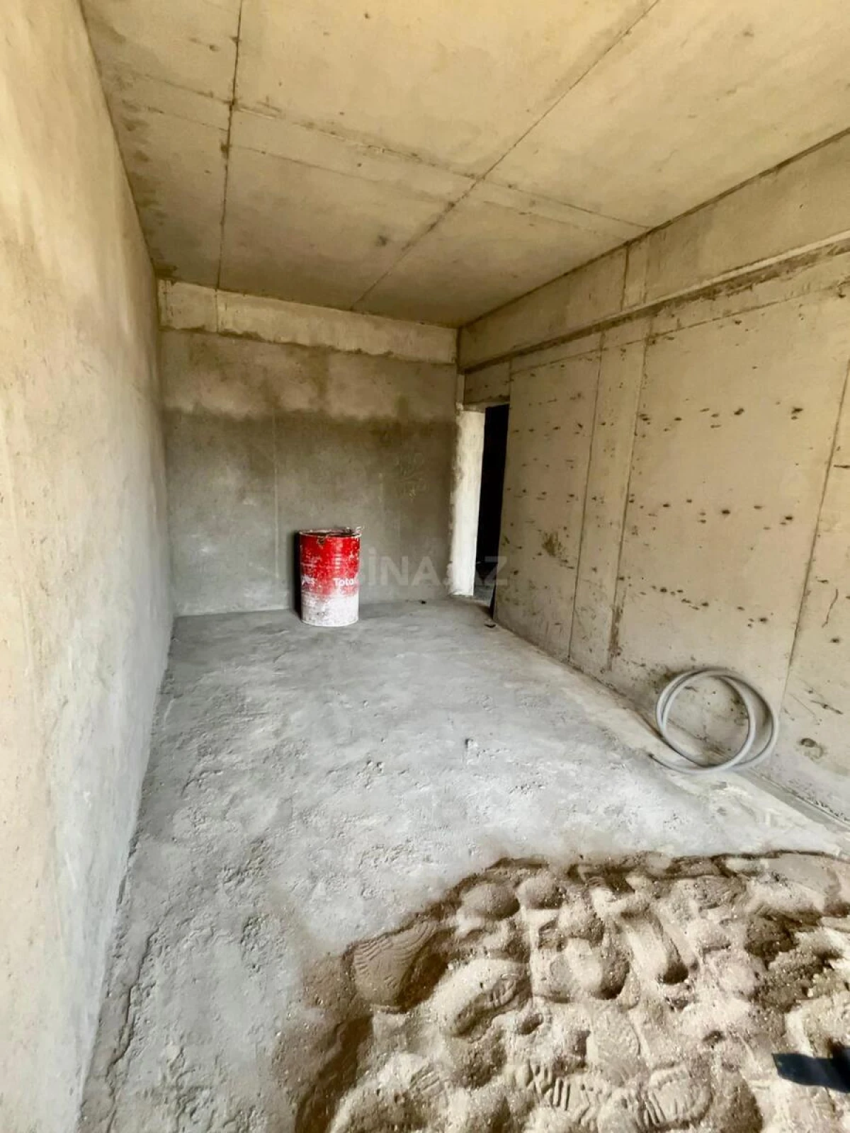 Satılır 2 otaqlı mənzil 56 m²