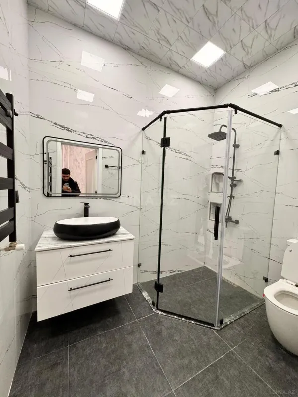 Kirayə verilir 2 otaqlı mənzil 70 m²