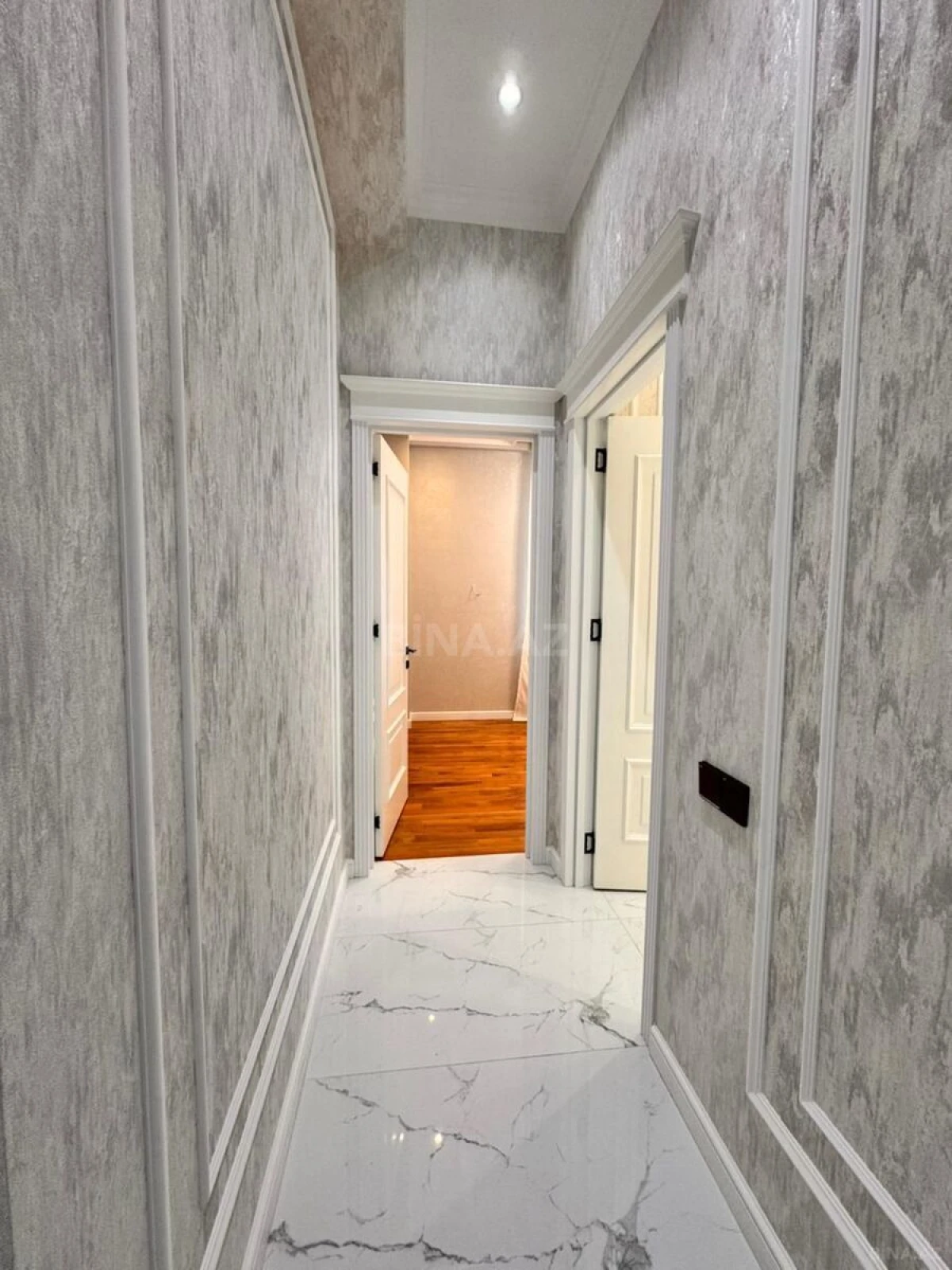 Kirayə verilir 2 otaqlı mənzil 70 m²