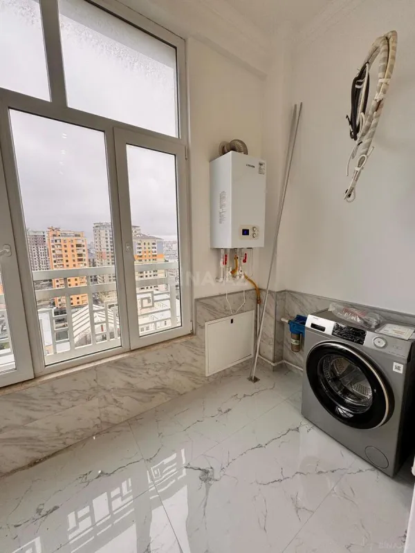 Kirayə verilir 2 otaqlı mənzil 70 m²