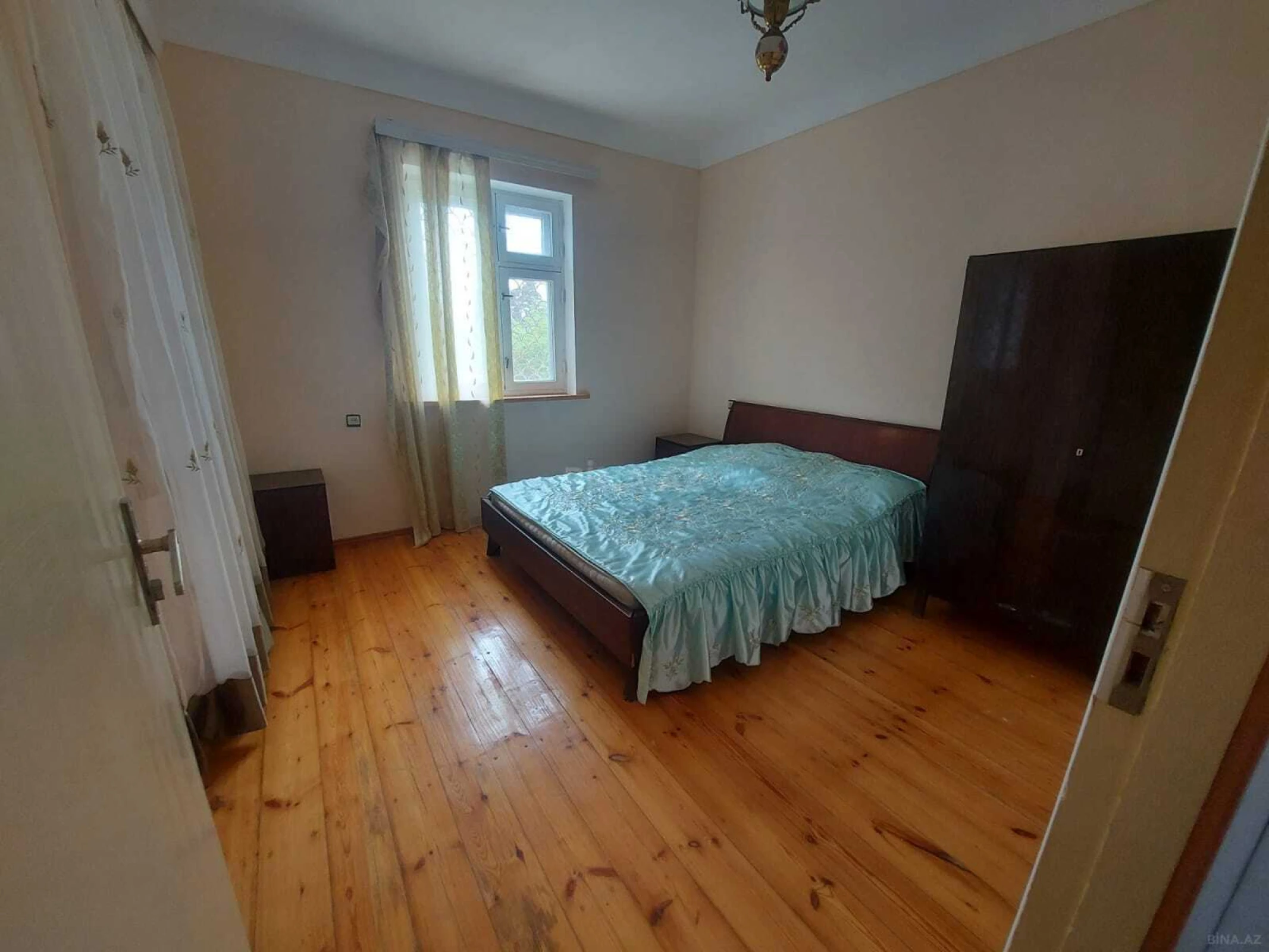 Kirayə verilir 5 otaqlı həyət evi 200 m²