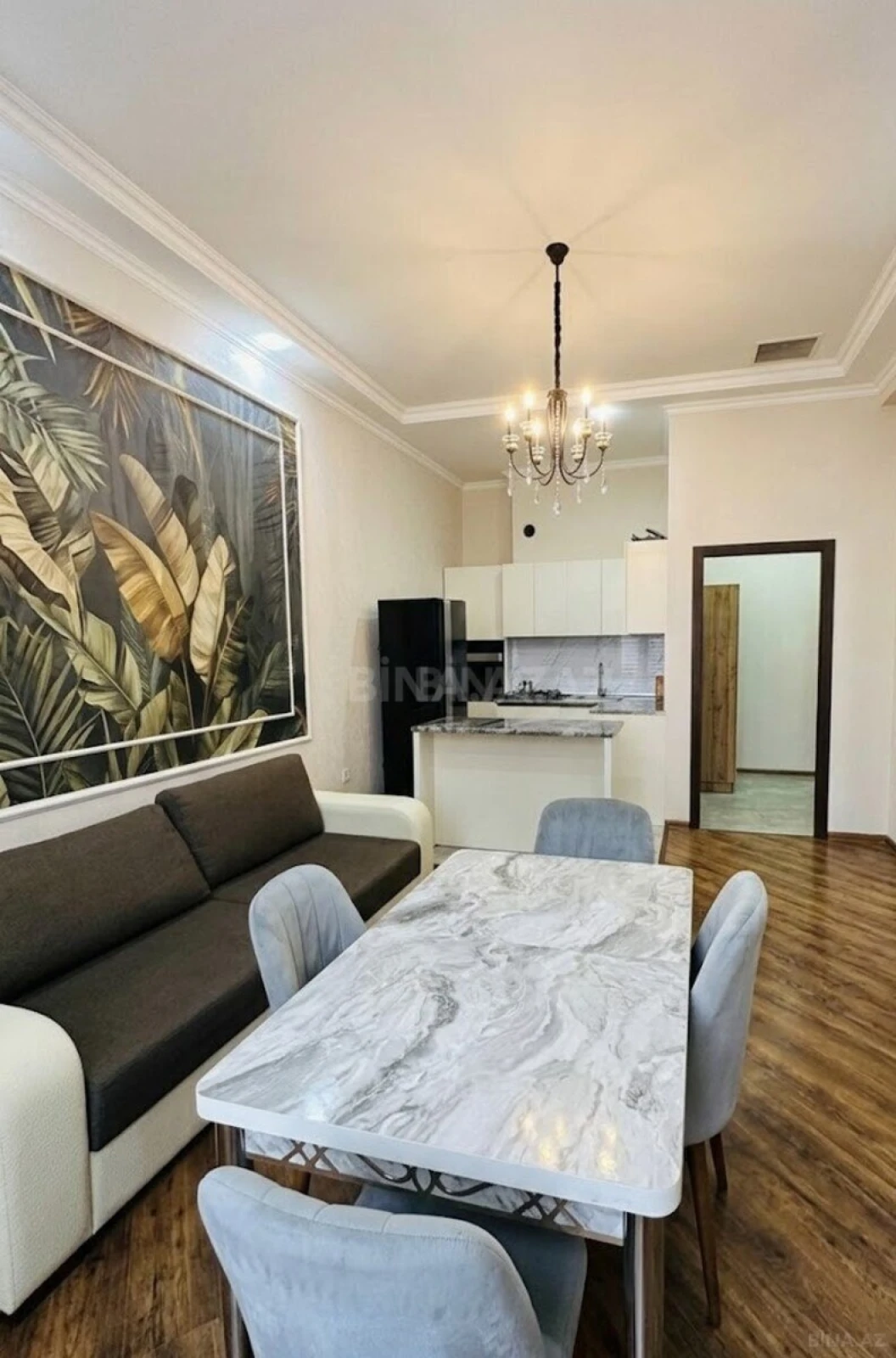 Kirayə verilir 2 otaqlı mənzil 65 m²