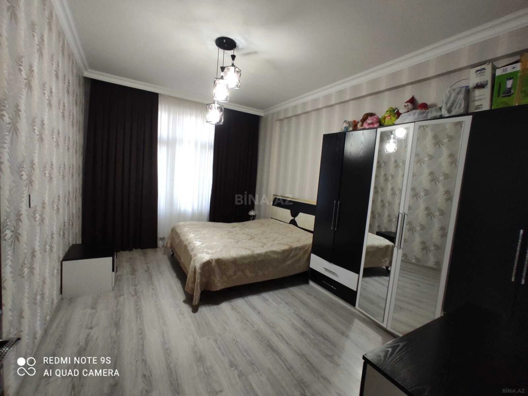 Satılır 3 otaqlı mənzil 101 m²