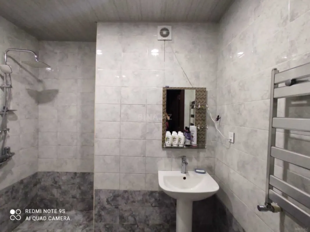 Satılır 3 otaqlı mənzil 101 m²