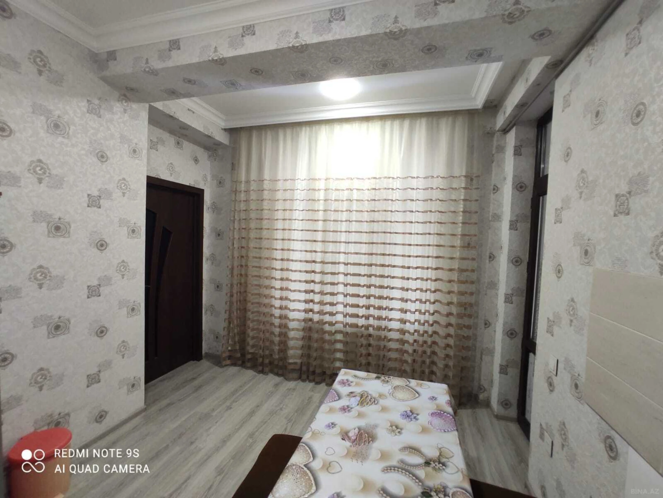 Satılır 3 otaqlı mənzil 101 m²