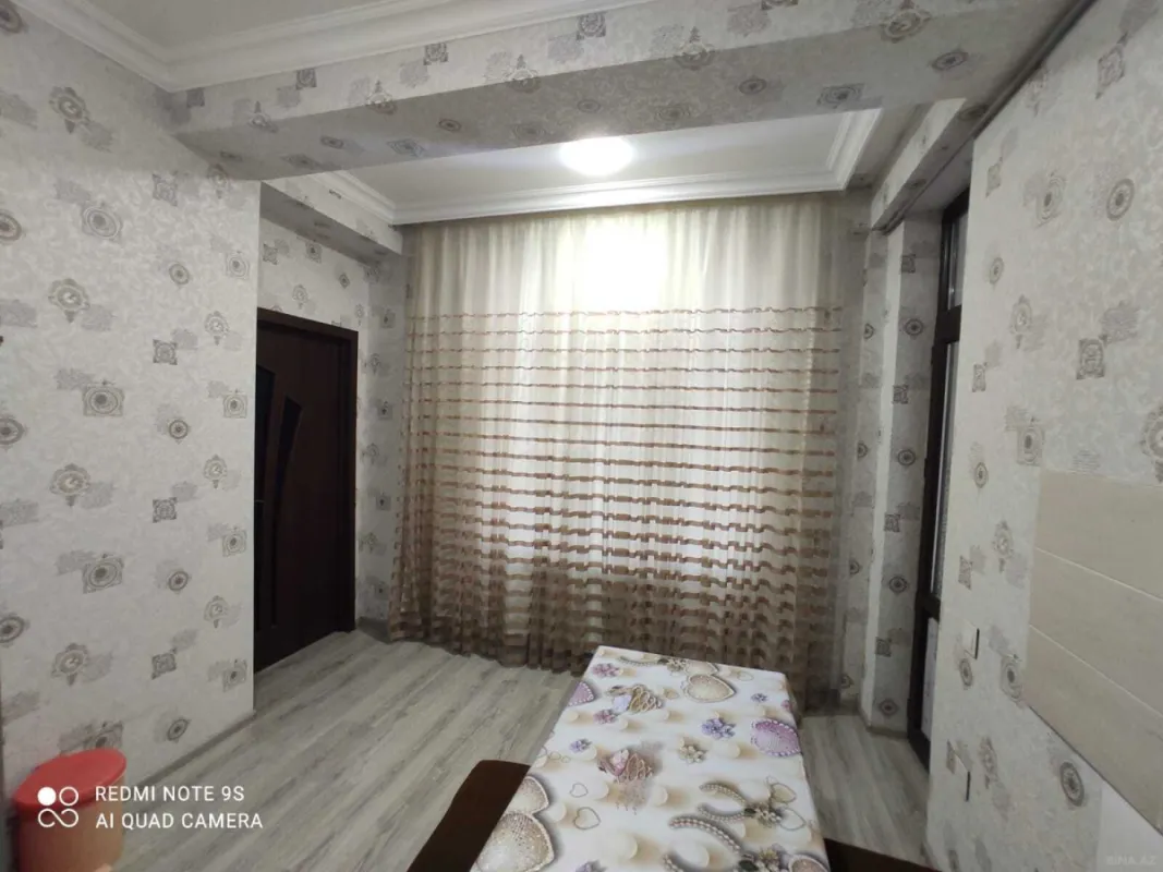 Satılır 3 otaqlı mənzil 101 m²