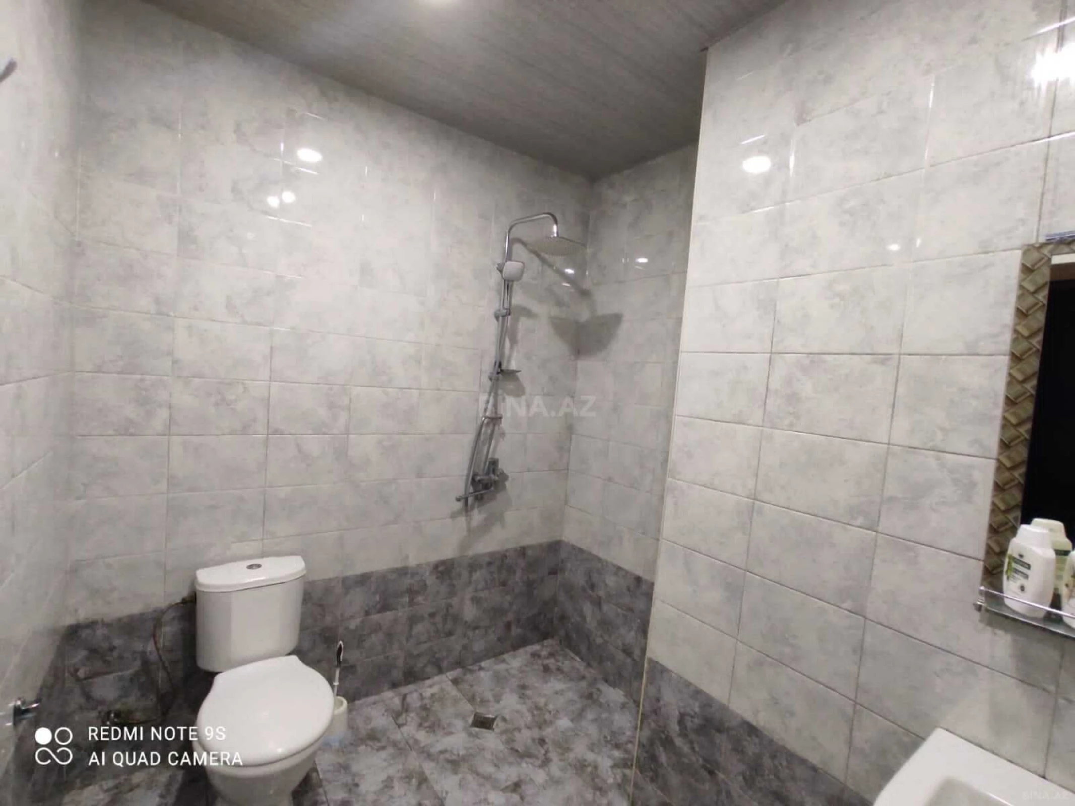 Satılır 3 otaqlı mənzil 101 m²