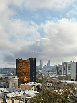 Kirayə verilir 2 otaqlı mənzil 78 m²