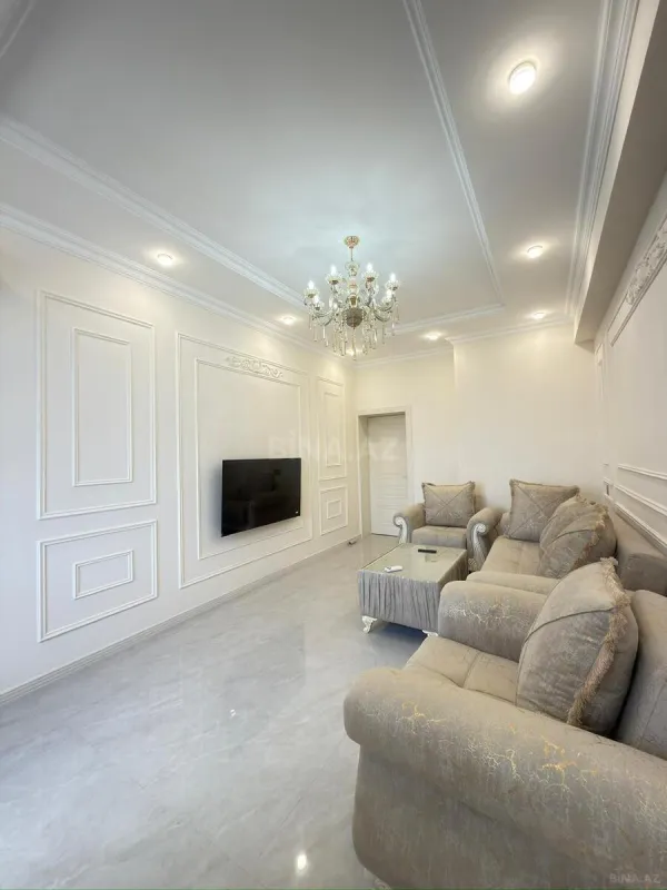 Kirayə verilir 2 otaqlı mənzil 78 m²