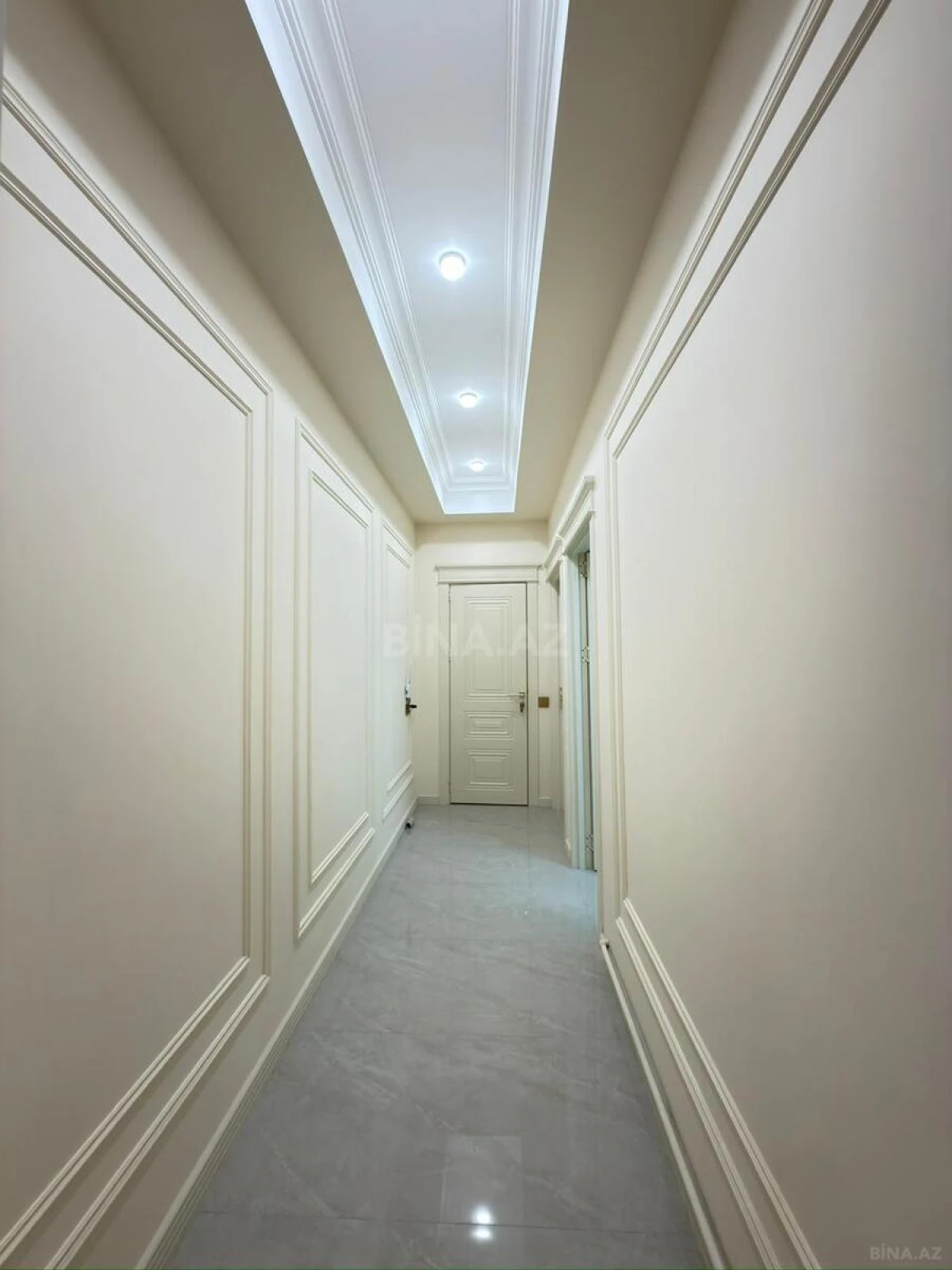 Kirayə verilir 2 otaqlı mənzil 78 m²