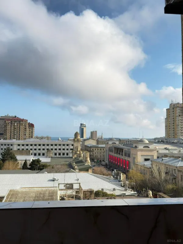 Kirayə verilir 2 otaqlı mənzil 78 m²