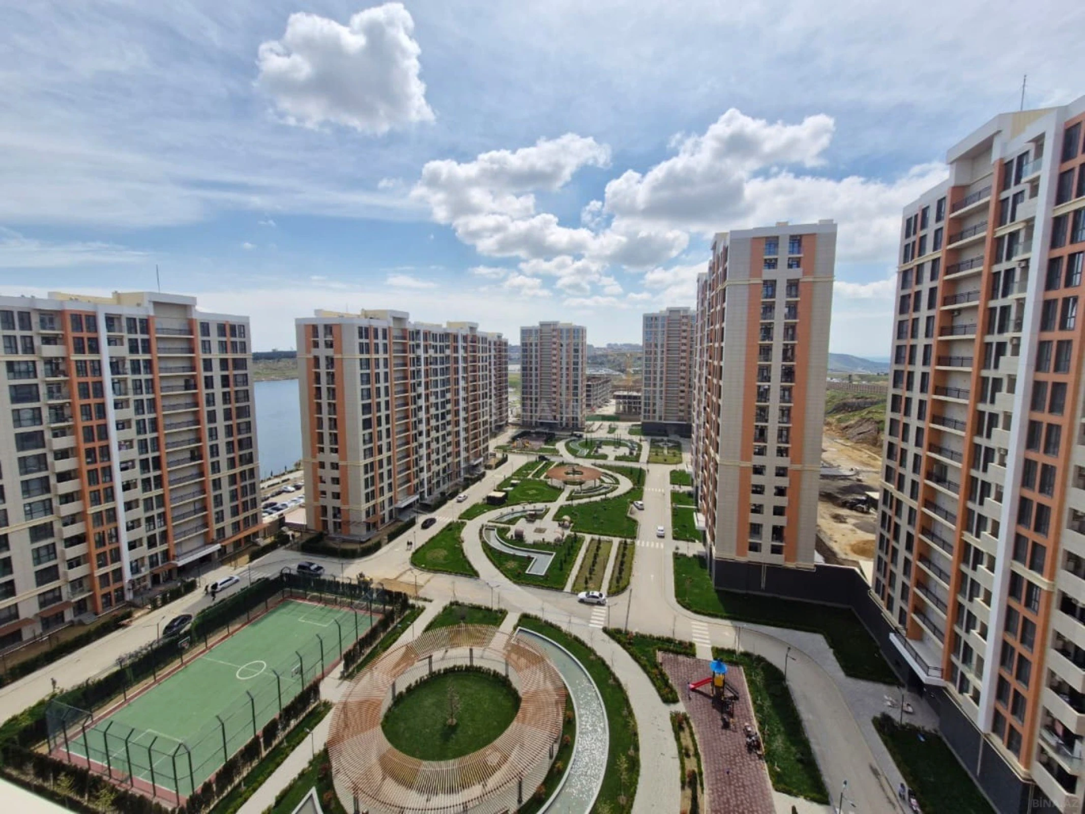 Satılır 2 otaqlı mənzil 38 m²