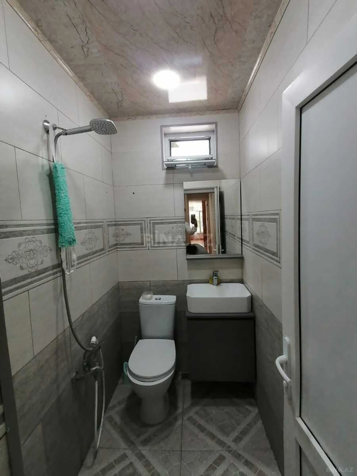 Satılır 6 otaqlı həyət evi 200 m²