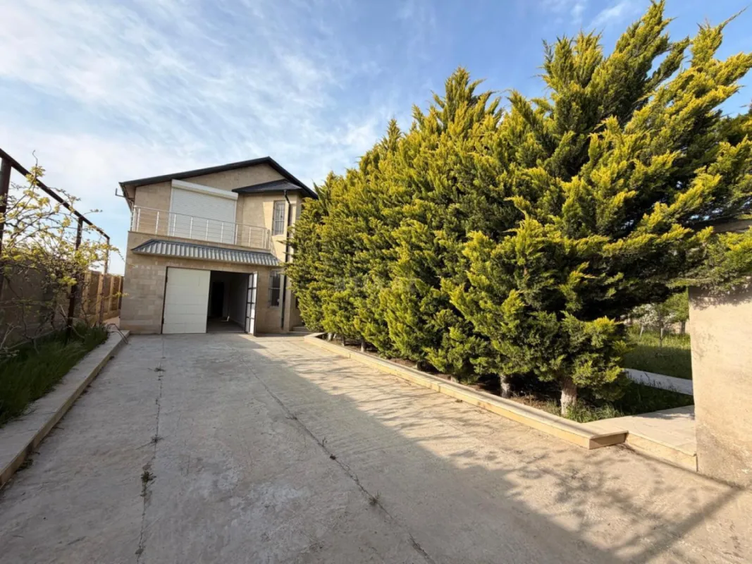 Satılır 3 otaqlı həyət evi 165 m²