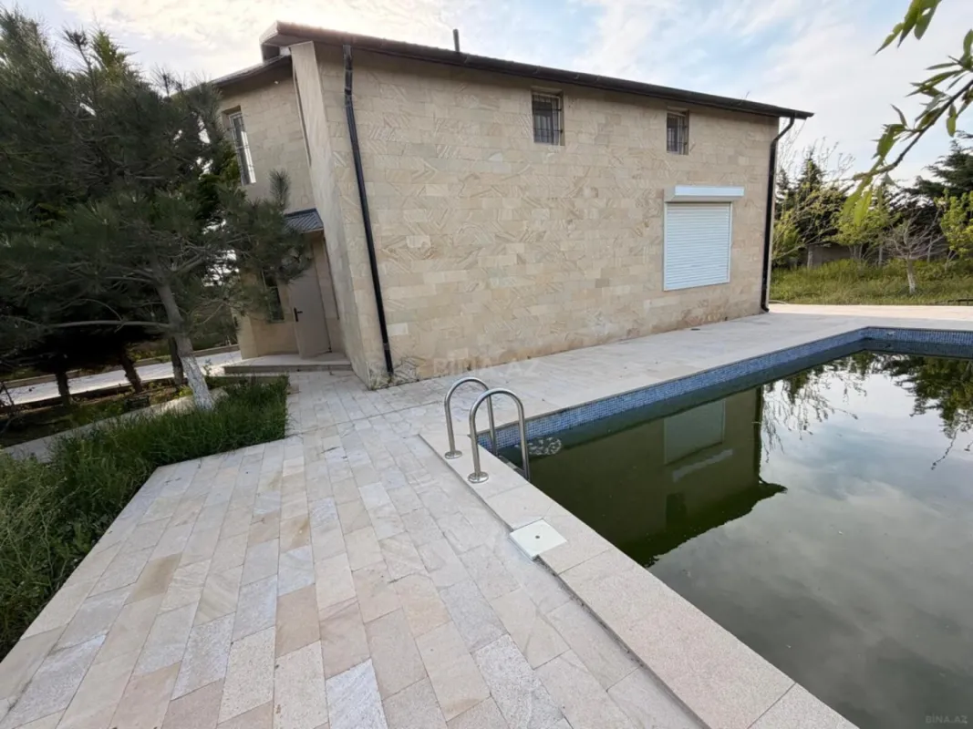 Satılır 3 otaqlı həyət evi 165 m²