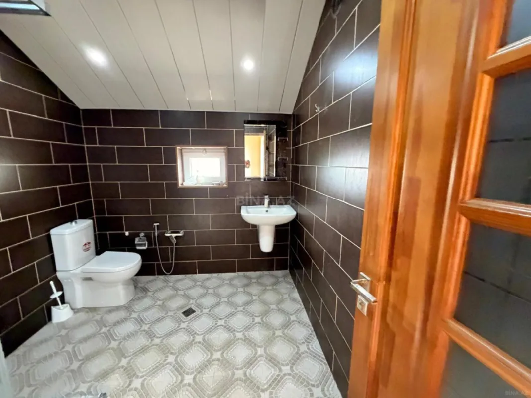 Satılır 3 otaqlı həyət evi 165 m²