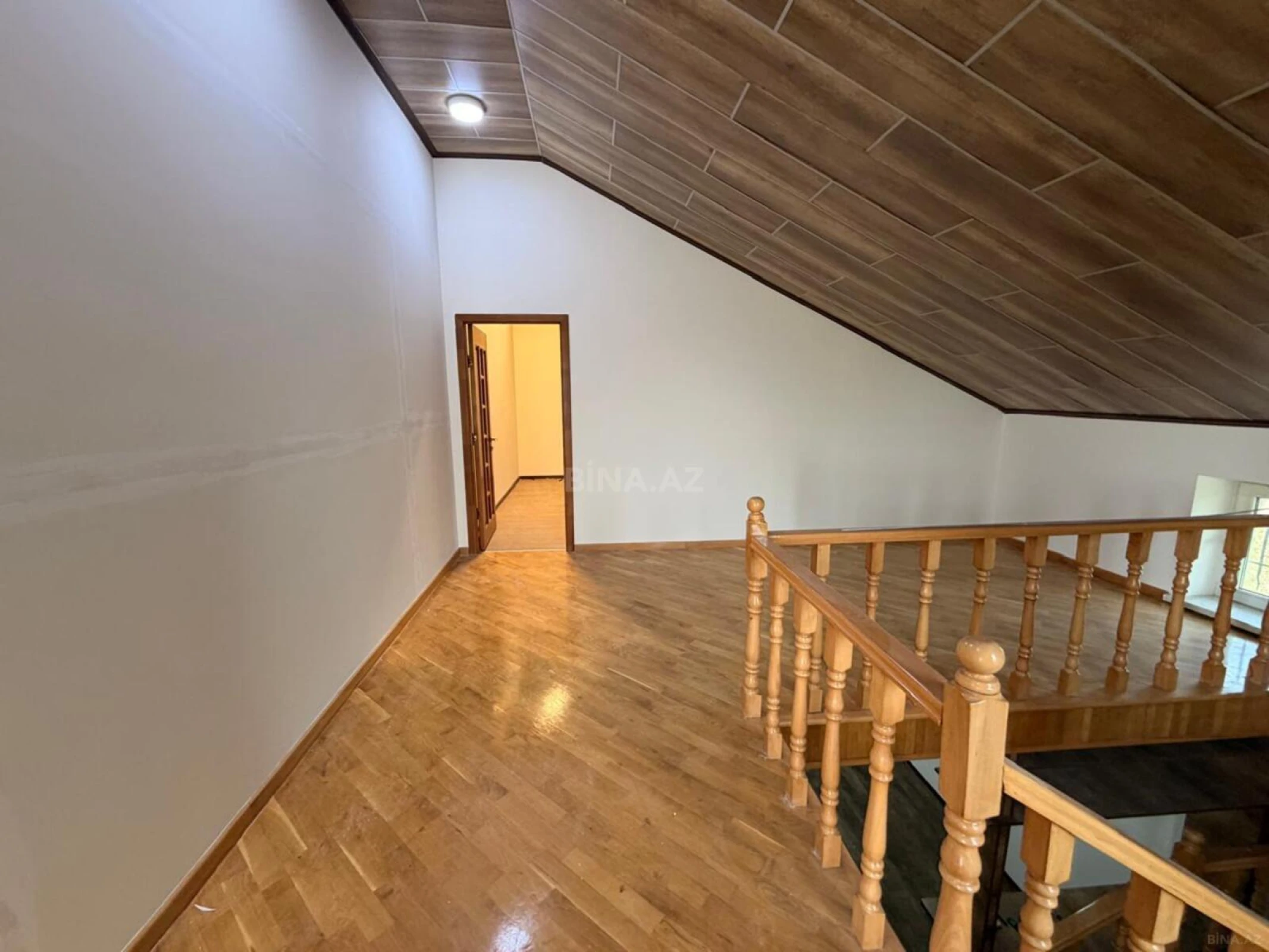 Satılır 3 otaqlı həyət evi 165 m²