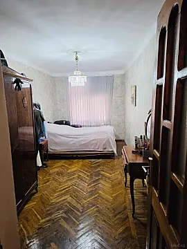 Satılır 3 otaqlı mənzil 70 m²