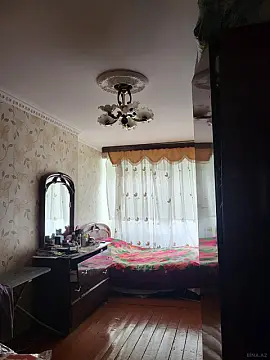 Satılır 4 otaqlı mənzil 100 m²