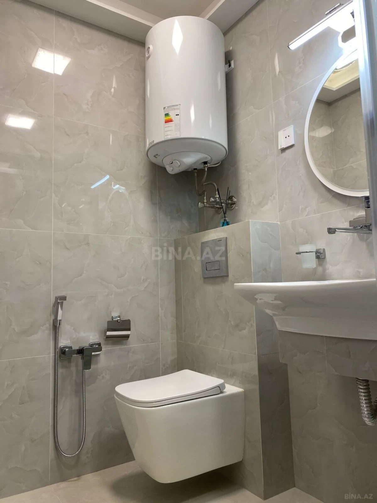 Satılır 3 otaqlı mənzil 75 m²