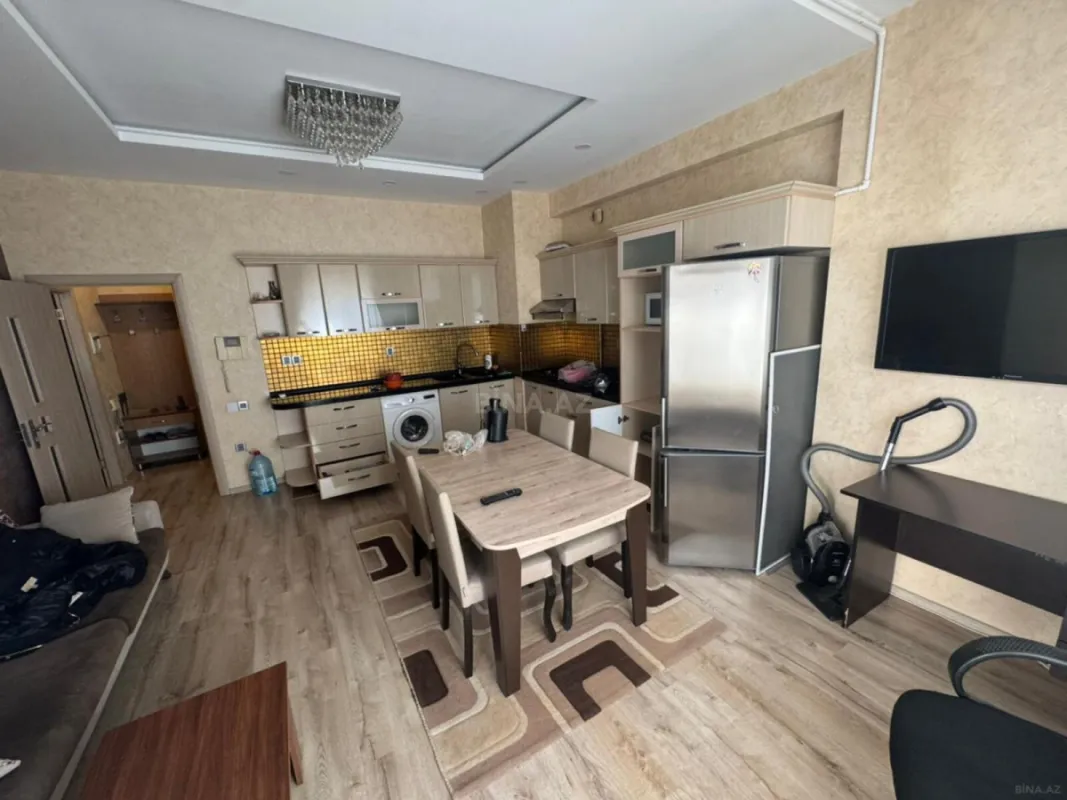 Kirayə verilir 2 otaqlı mənzil 65 m²