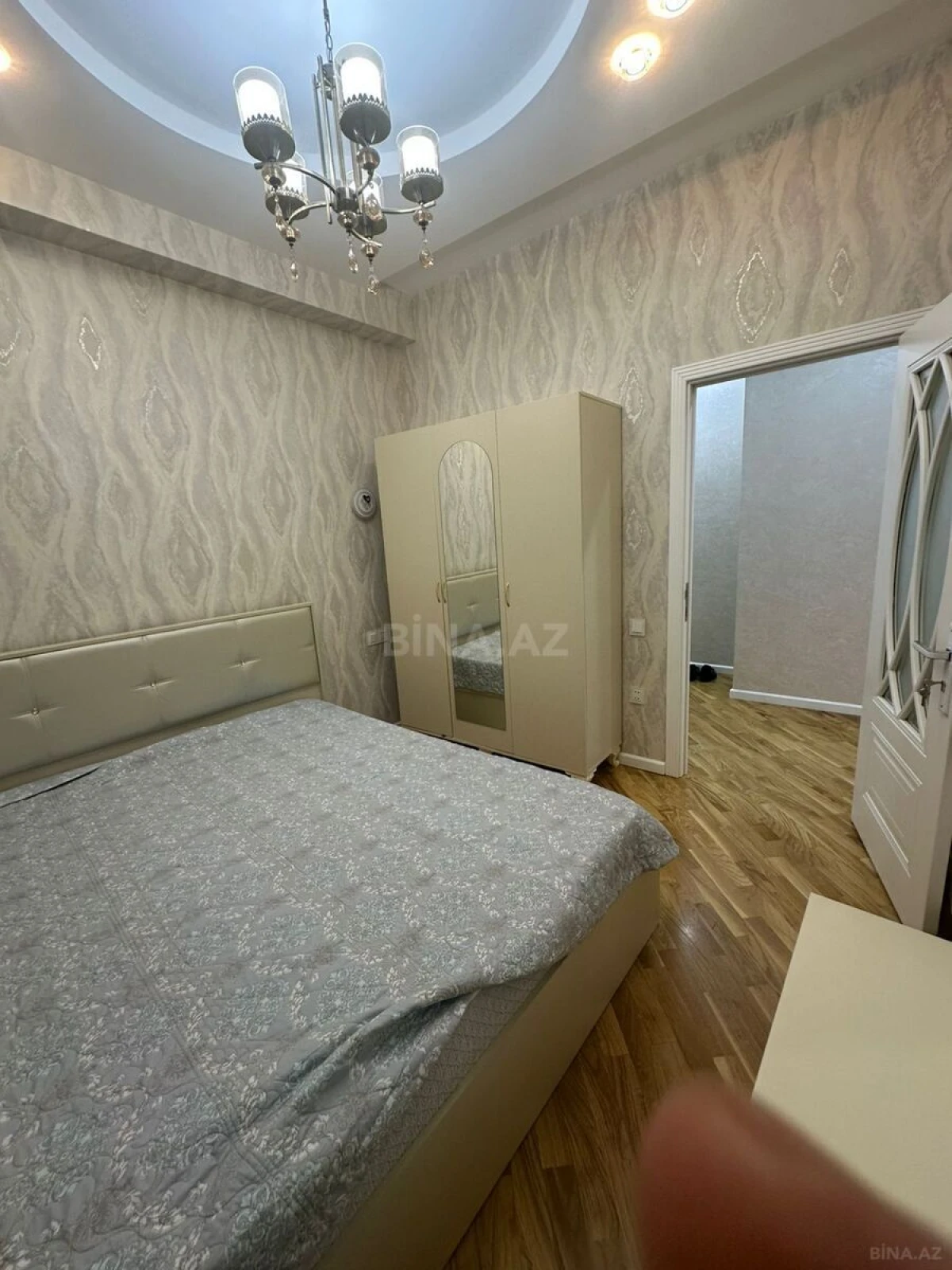Kirayə verilir 2 otaqlı mənzil 65 m²